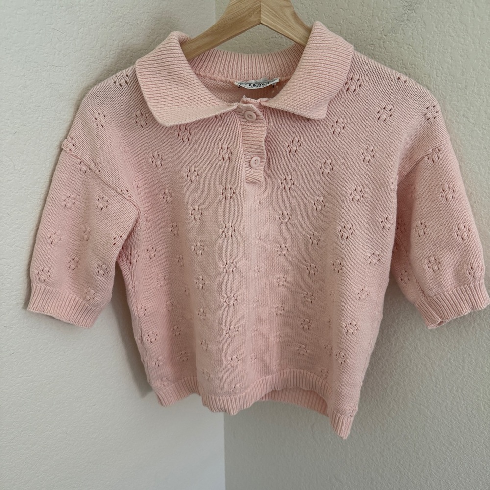 Pastel Pink Short-Sleeve Knit Polo Sweater with Eyelet Detail